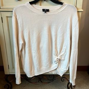 7 For All Mankind Ivory Crew neck sweater with twist front detail Size XL
